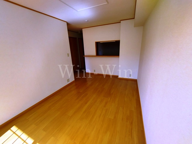 アヴァンツァーレ・ウエストの居間・リビング