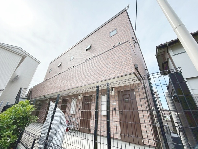 藤沢市湘南台６丁目のアパート