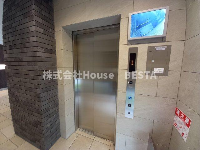 エスリード神戸兵庫駅アクアヴィラのロビー