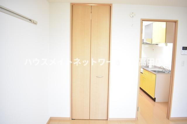 メゾンムーランの収納|ウォークインクローゼット

