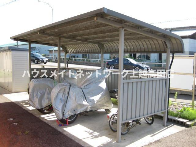 メゾンムーランのその他共用部分|駐輪場
