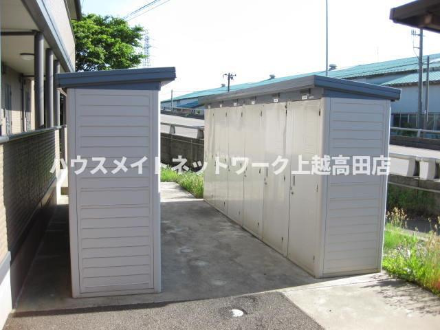 メゾンムーランの設備|外部物置
