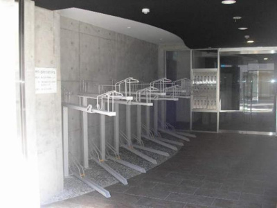 【その他共用部分】 | セレブコート弁天町 | 駐輪場です