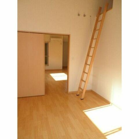 グリーンヒルBの寝室