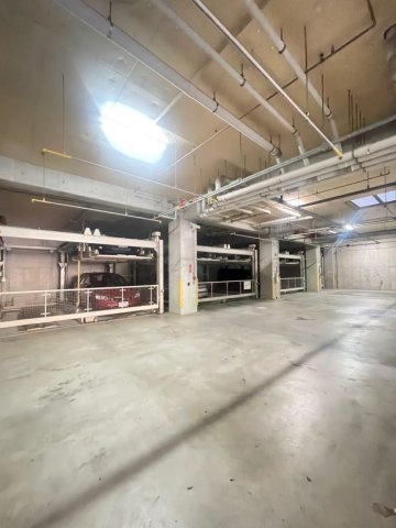 グランアーク王子公園 の駐車場