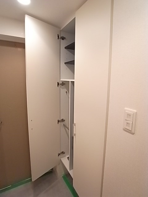 セレニテ神戸元町クレアの収納