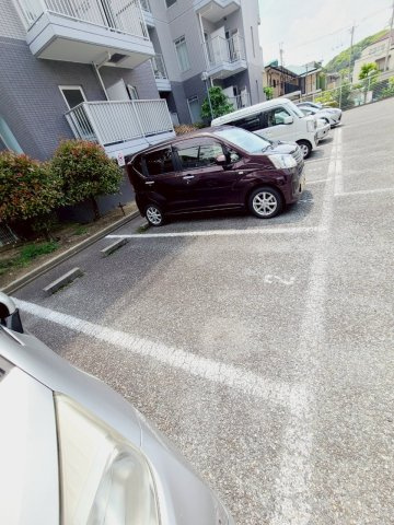 セレーノ門戸の駐車場