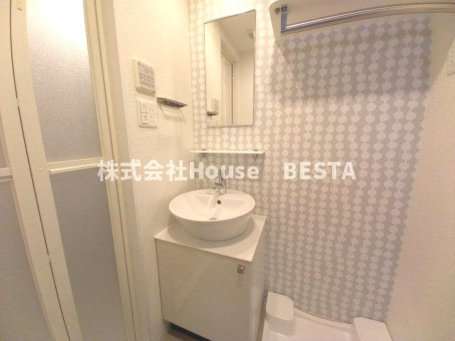 エスリード神戸兵庫駅マリーナスクエアの独立洗面台