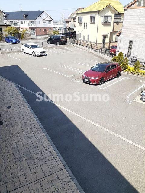 セレーノの駐車場|駐車場があります