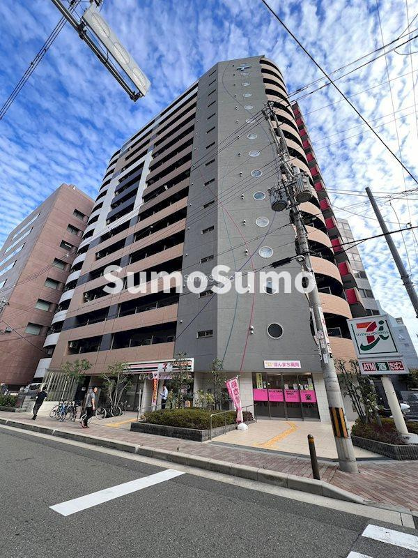 セレニテ本町グランデの外観