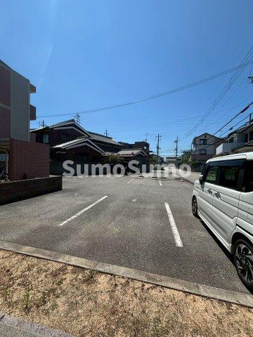 グランデージーの駐車場|駐車場です