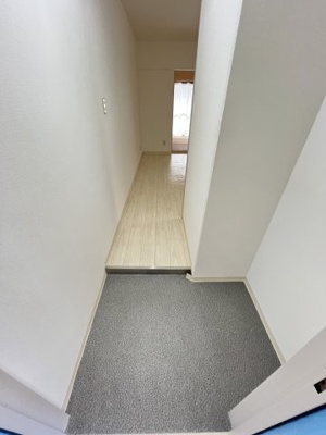 【玄関】 | リバーヒル豊里