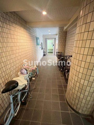 グッズイン芦屋のロビー