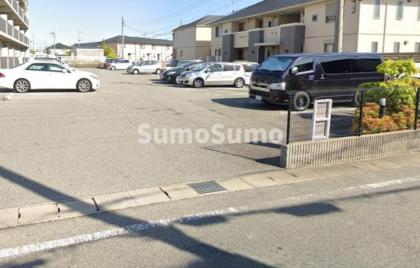 グラン・アビタシオンの駐車場|駐車場があります