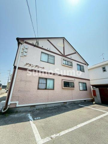 グランディールⅠの外観|外観は落ち着いています