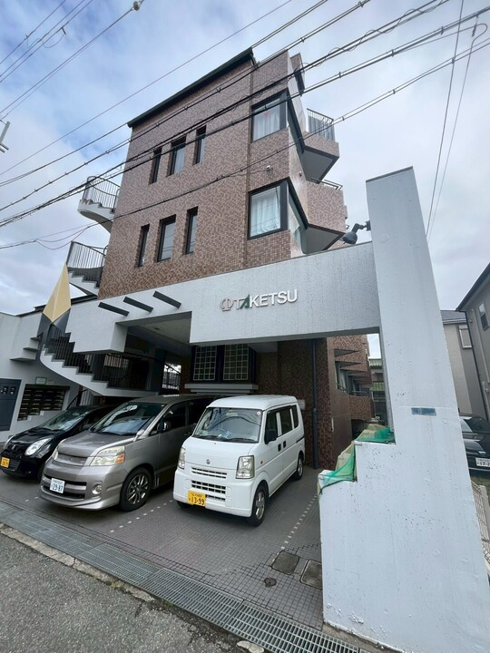 キューブ武庫川Ⅶの外観
