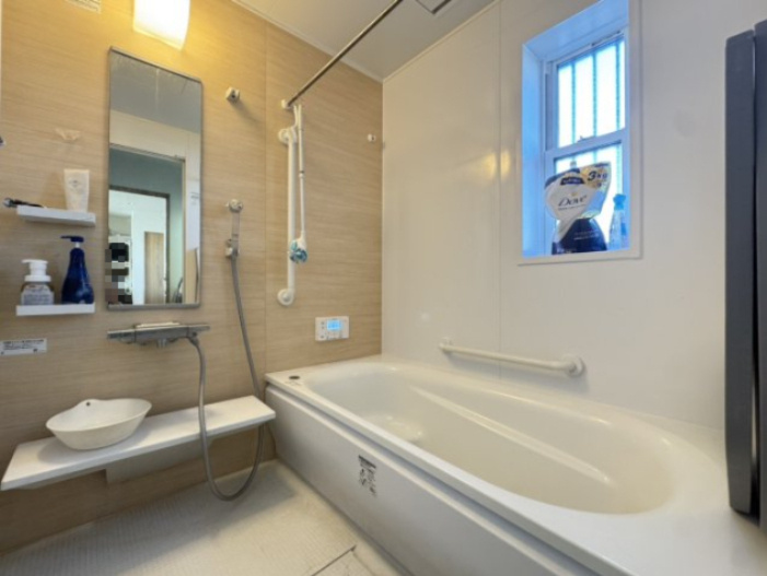 暮らしやすさを詰め込んだ、LDK18.5帖の機能的4LDK♪の浴室