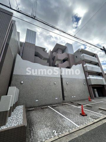 グランシャリオWESTの駐車場|駐車場です