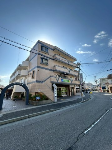 グランツ垂水の外観|きれいな外観です