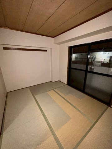 グランツ垂水の和室|落ち着いた雰囲気の和室付きです