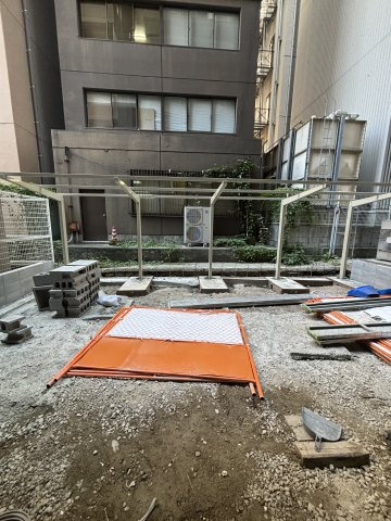 セレニテフラン谷町四丁目の駐車場