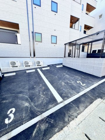 Calme Hills高宮の駐車場