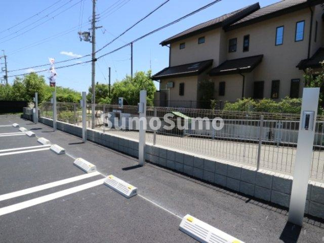 グラン　セレーナ　オオクボの駐車場|カースペースがあります