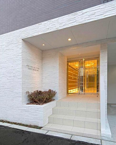 ＰＲＥＭＩＵＭ　ＣＵＢＥ　都立大学♯ｍｏのエントランス