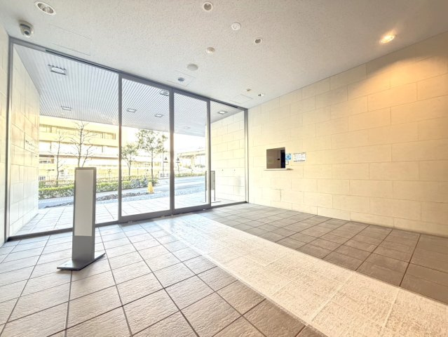 キャピタルガーデン東大島ソレアのエントランス