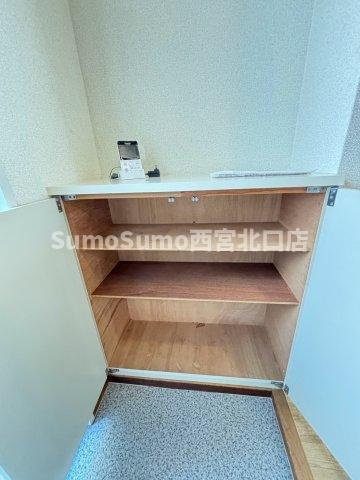 コートアゼリアの収納