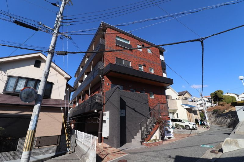 グローバルヒルズ塩屋 