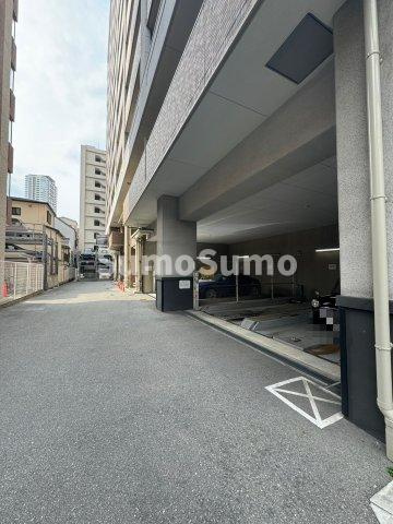 グレンパーク梅田北の駐車場|駐車場があるので、車を買う予定の方も安心です