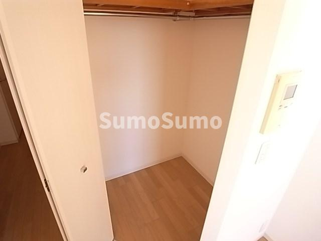 グレンパーク兵庫駅前の収納|たっぷりとした収納スペースです