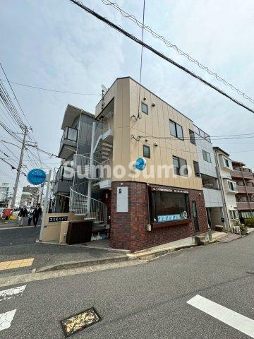 コスモハイツの外観