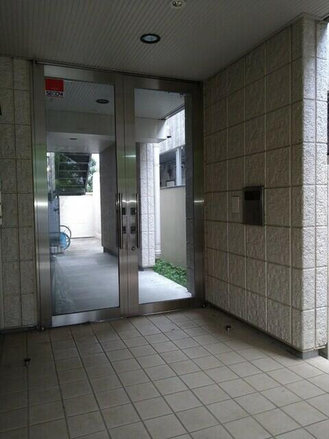 オーク下北沢のエントランス|エントランス 