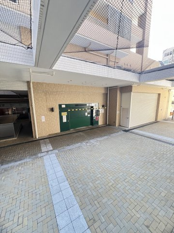トア山手ザ・神戸タワーの駐車場