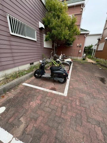 ドリームタウン西明石　グランドコテージの駐車場
