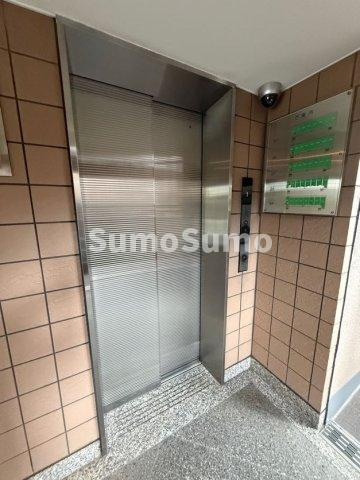 ヌーベル芦屋のエントランス
