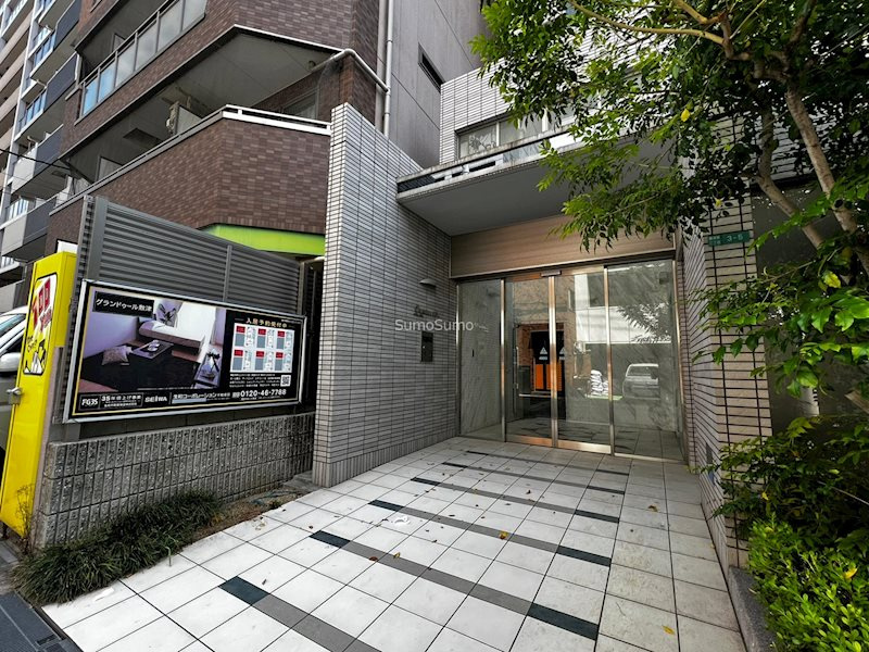 グランドゥール敷津の外観