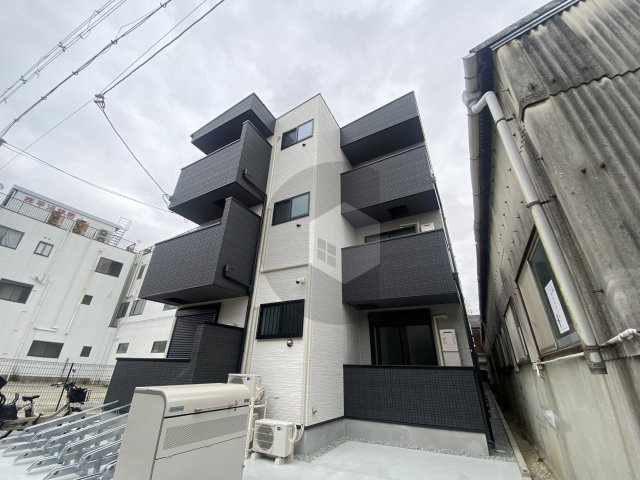 東大阪市衣摺３丁目のアパート