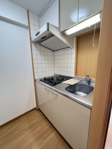 アルティザ博多駅南のキッチン