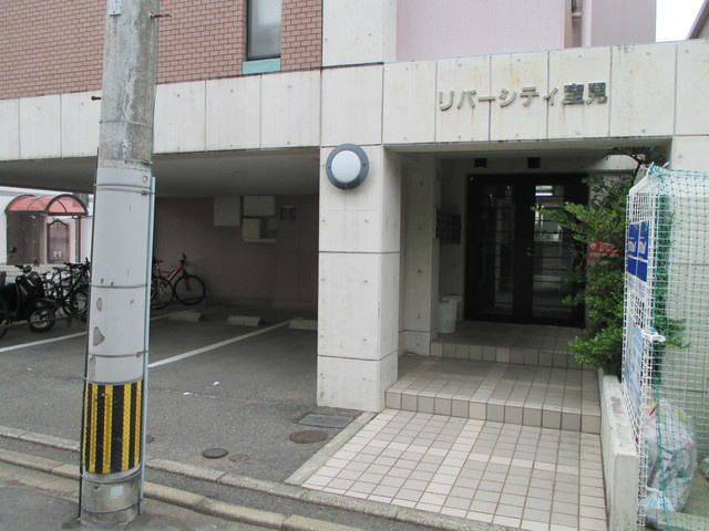 リバーシティ室見のエントランス