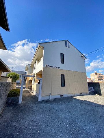 グローリーハイツの外観