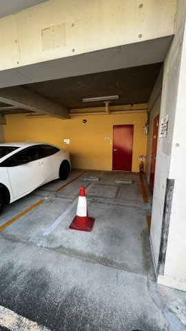 マロリースクエアの駐車場