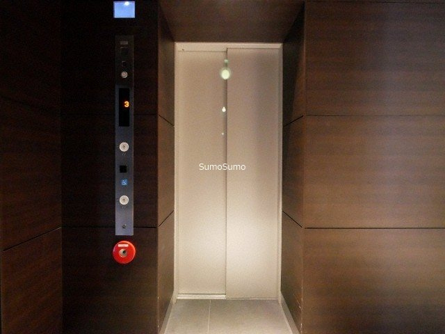 パークアクシス本町の外観