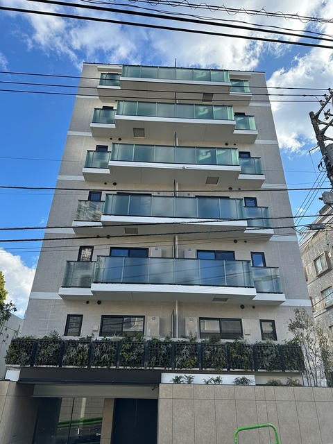 レフィールオーブ麻布仙台坂の外観