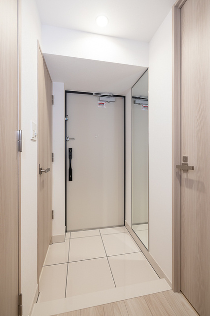 レフィールオーブ麻布仙台坂の玄関|※写真は同タイプ住戸です。