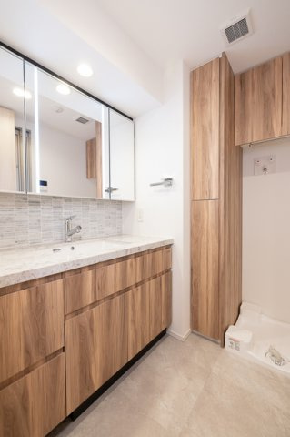 レフィールオーブ麻布仙台坂の洗面所|※写真は同タイプ住戸です。