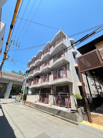 ネオダイキョー夙川の外観
