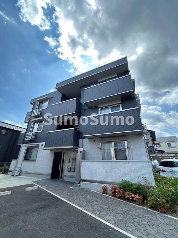 コートドール逆瀬川の外観